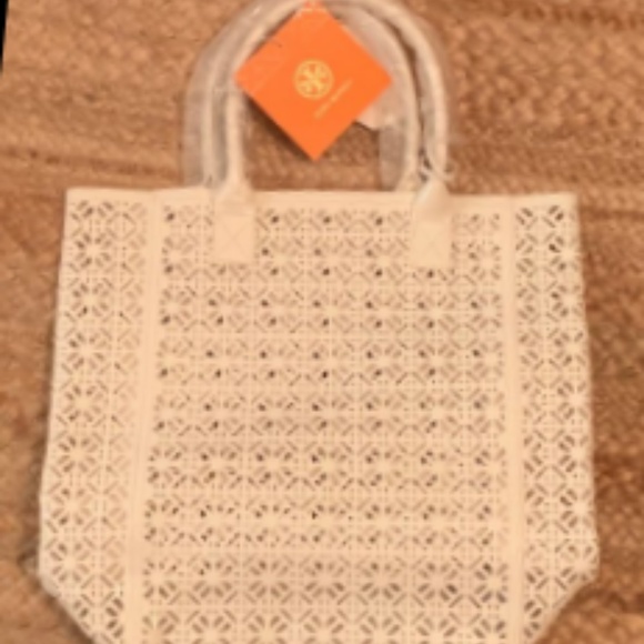 Tory Burch Handbags - Tory Burch Tote
